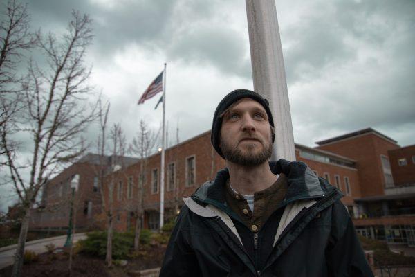 Jacob Pixler gazes out over the University of Oregon campus and reflects on the path that led him to working at the Veterans Center. “I wanted to find the people who were looking for other people,” Pixler says.